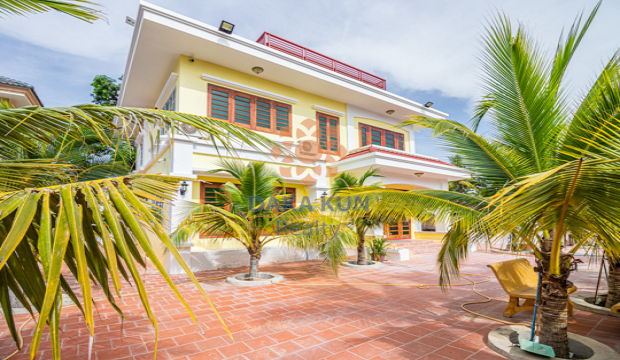 9 rooms House for Rent in Krong Siem Reap-Svay Dangkum